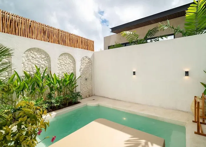 Luxury Designer Loft -private Pool Ferienhaus Uluwatu